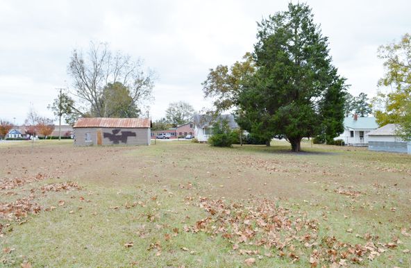 103 W Church St, Batesburg, SC 29006